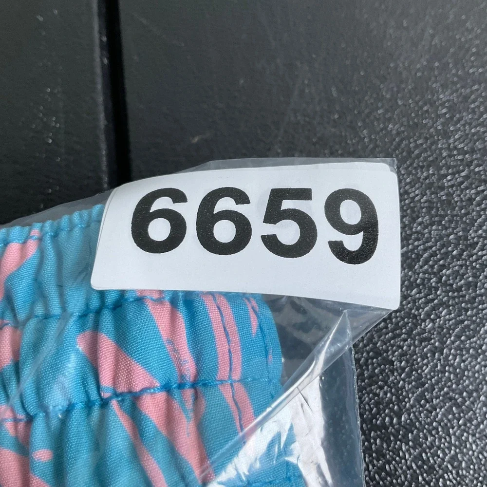Chubbies Men's Swim Trunks Shorts Pineapple Print Blue‎ Pink Large L